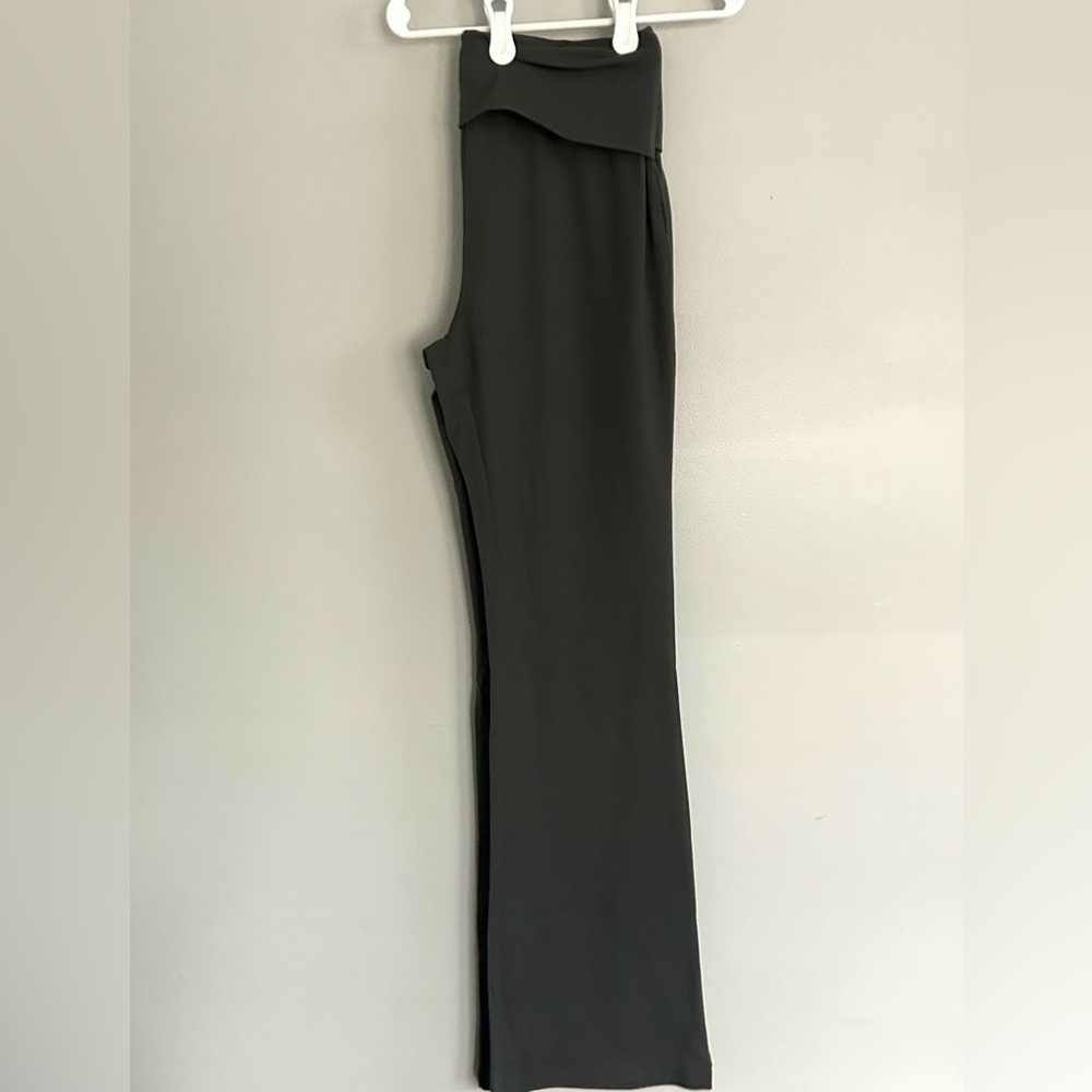 Trendy Queen Flare Leggings